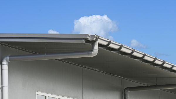 Commercial Gutter Repair in Santa Fe