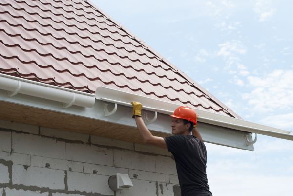 Rain Gutter Repair in Santa Fe