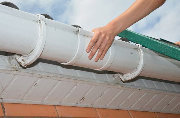 Gutter Reattachment in Santa Fe