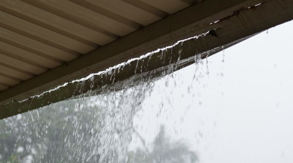Leaking Gutter Repair in Santa Fe